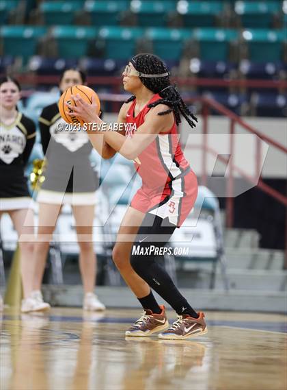 Thumbnail 2 in Regis Jesuit vs. Monarch (CHSAA 6A Great 8) photogallery.