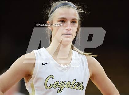 Thumbnail 2 in Regis Jesuit vs. Monarch (CHSAA 6A Great 8) photogallery.