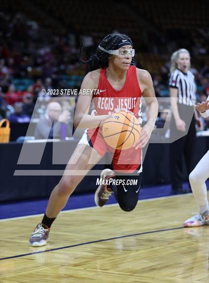 Thumbnail 1 in Regis Jesuit vs. Monarch (CHSAA 6A Great 8) photogallery.
