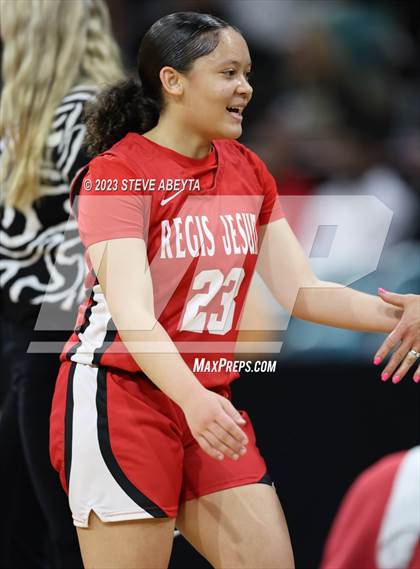 Thumbnail 2 in Regis Jesuit vs. Monarch (CHSAA 6A Great 8) photogallery.