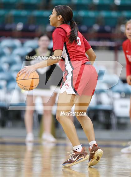 Thumbnail 2 in Regis Jesuit vs. Monarch (CHSAA 6A Great 8) photogallery.