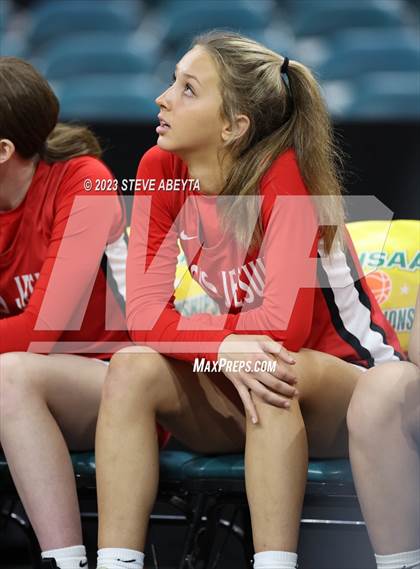 Thumbnail 2 in Regis Jesuit vs. Monarch (CHSAA 6A Great 8) photogallery.