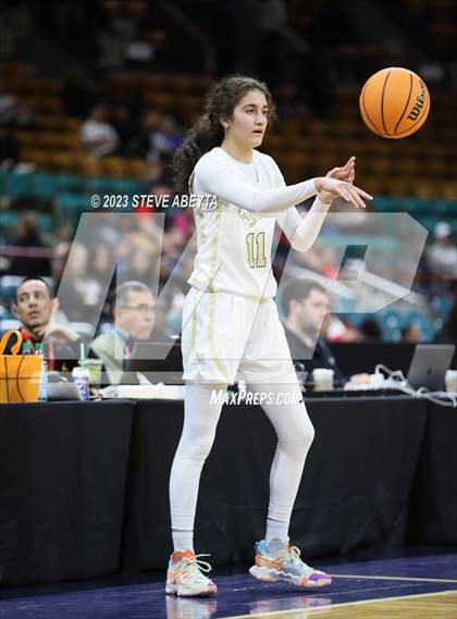 Thumbnail 2 in Regis Jesuit vs. Monarch (CHSAA 6A Great 8) photogallery.