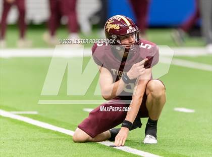 Thumbnail 3 in Steele @ Dripping Springs (UIL 6A D2 Quarterfinals) photogallery.
