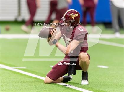 Thumbnail 1 in Steele @ Dripping Springs (UIL 6A D2 Quarterfinals) photogallery.
