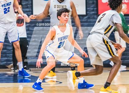 Thumbnail 2 in Bishop O'Dowd vs. Pleasant Grove (MLK Classic at St. Mary's College) photogallery.