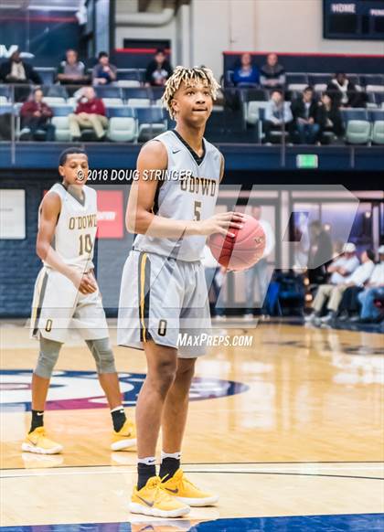 Thumbnail 2 in Bishop O'Dowd vs. Pleasant Grove (MLK Classic at St. Mary's College) photogallery.