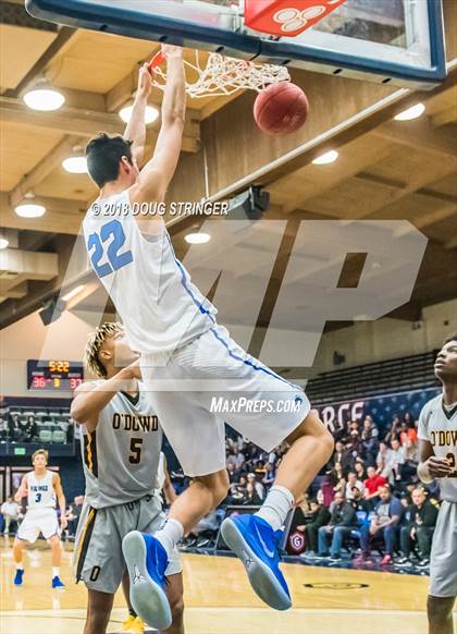 Thumbnail 1 in Bishop O'Dowd vs. Pleasant Grove (MLK Classic at St. Mary's College) photogallery.