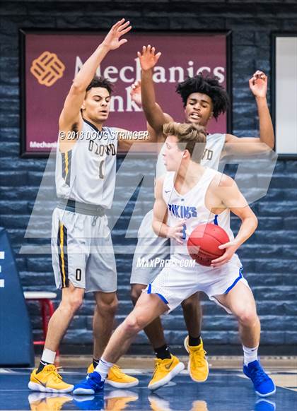 Thumbnail 3 in Bishop O'Dowd vs. Pleasant Grove (MLK Classic at St. Mary's College) photogallery.