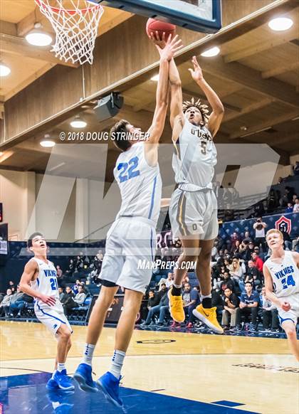 Thumbnail 1 in Bishop O'Dowd vs. Pleasant Grove (MLK Classic at St. Mary's College) photogallery.