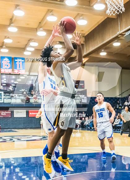 Thumbnail 1 in Bishop O'Dowd vs. Pleasant Grove (MLK Classic at St. Mary's College) photogallery.