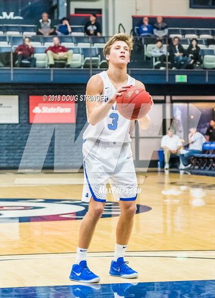 Thumbnail 1 in Bishop O'Dowd vs. Pleasant Grove (MLK Classic at St. Mary's College) photogallery.