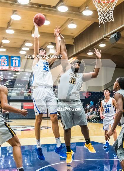Thumbnail 1 in Bishop O'Dowd vs. Pleasant Grove (MLK Classic at St. Mary's College) photogallery.