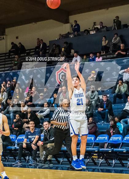 Thumbnail 3 in Bishop O'Dowd vs. Pleasant Grove (MLK Classic at St. Mary's College) photogallery.