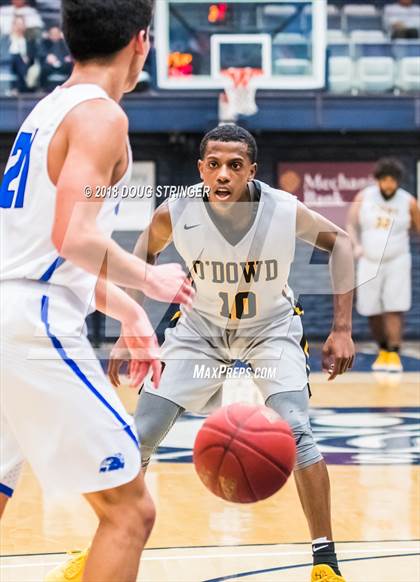 Thumbnail 2 in Bishop O'Dowd vs. Pleasant Grove (MLK Classic at St. Mary's College) photogallery.