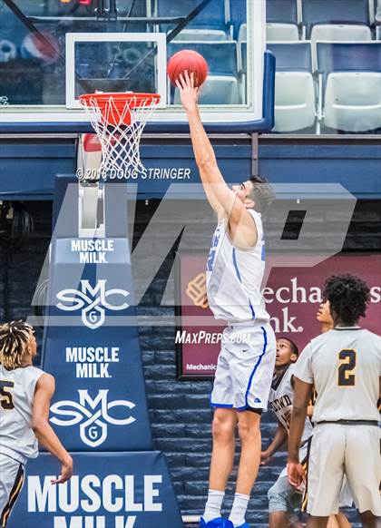 Thumbnail 2 in Bishop O'Dowd vs. Pleasant Grove (MLK Classic at St. Mary's College) photogallery.