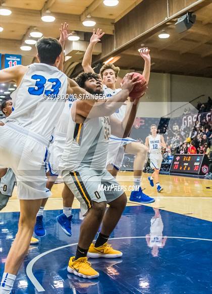 Thumbnail 1 in Bishop O'Dowd vs. Pleasant Grove (MLK Classic at St. Mary's College) photogallery.
