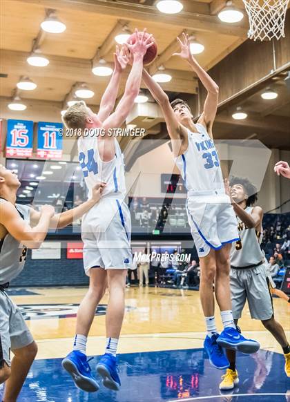 Thumbnail 2 in Bishop O'Dowd vs. Pleasant Grove (MLK Classic at St. Mary's College) photogallery.