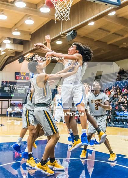 Thumbnail 1 in Bishop O'Dowd vs. Pleasant Grove (MLK Classic at St. Mary's College) photogallery.