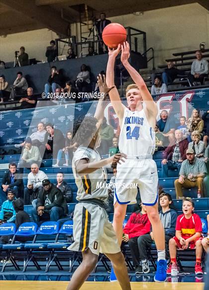 Thumbnail 1 in Bishop O'Dowd vs. Pleasant Grove (MLK Classic at St. Mary's College) photogallery.