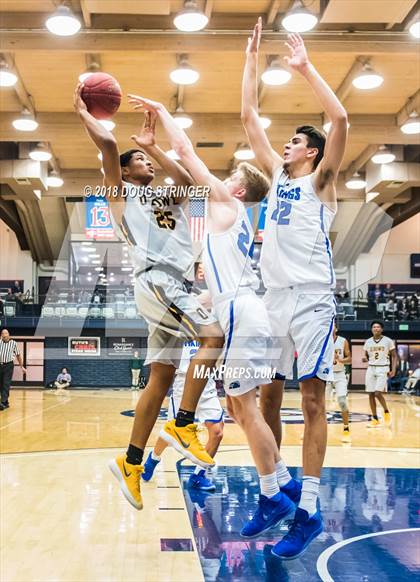 Thumbnail 3 in Bishop O'Dowd vs. Pleasant Grove (MLK Classic at St. Mary's College) photogallery.