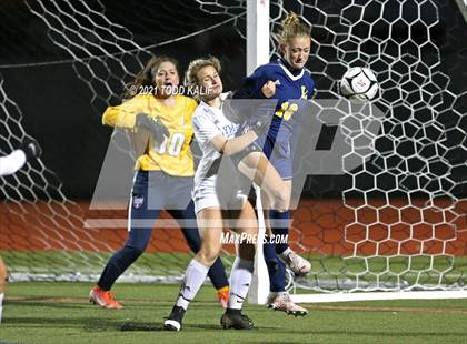 Thumbnail 3 in Ledyard vs Lyman Memorial (ECC Division 2 Final) photogallery.