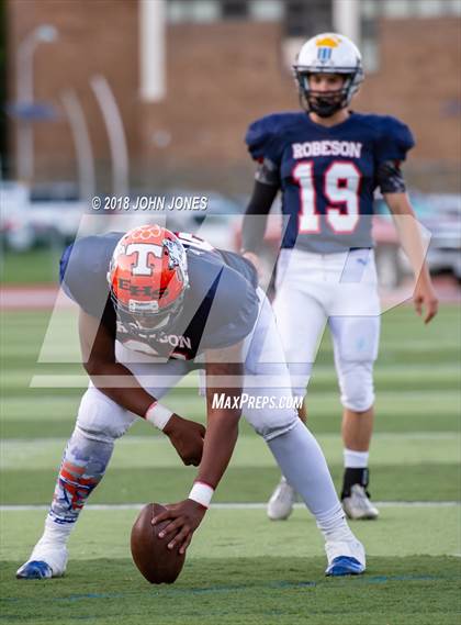 Thumbnail 1 in Paul Robeson All-Star Classic (East vs. West) photogallery.