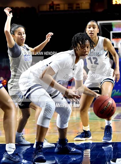 Thumbnail 2 in Bishop Gorman vs. Centennial (NIAA 4A Final) photogallery.
