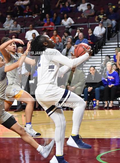 Thumbnail 2 in Bishop Gorman vs. Centennial (NIAA 4A Final) photogallery.