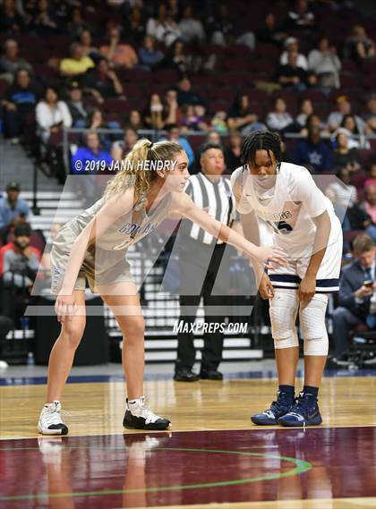 Thumbnail 3 in Bishop Gorman vs. Centennial (NIAA 4A Final) photogallery.
