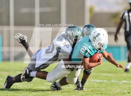 Thumbnail 1 in Twentynine Palms @ Sultana photogallery.