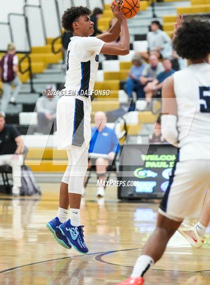 Thumbnail 2 in Longmont vs Grandview (Paul Davis Classic) photogallery.