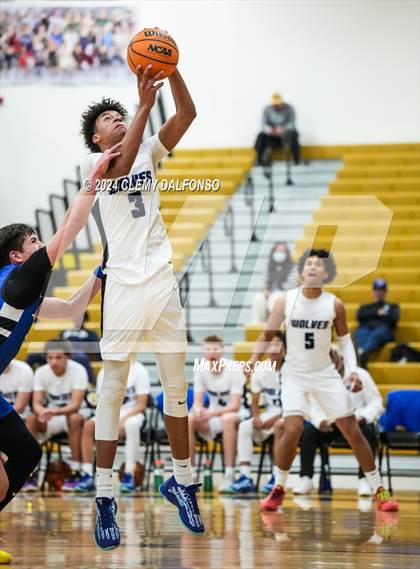 Thumbnail 2 in Longmont vs Grandview (Paul Davis Classic) photogallery.