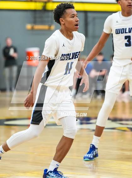 Thumbnail 2 in Longmont vs Grandview (Paul Davis Classic) photogallery.