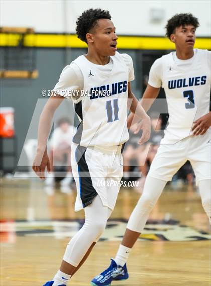 Thumbnail 3 in Longmont vs Grandview (Paul Davis Classic) photogallery.