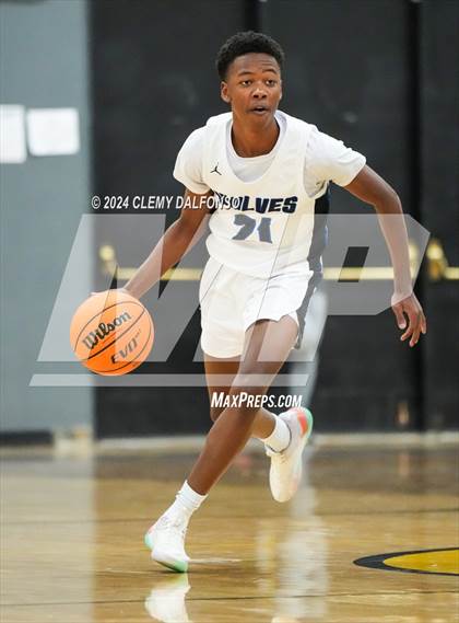 Thumbnail 2 in Longmont vs Grandview (Paul Davis Classic) photogallery.