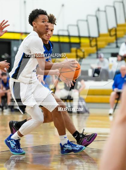 Thumbnail 2 in Longmont vs Grandview (Paul Davis Classic) photogallery.