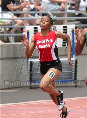Thumbnail 2 in NYSPHSAA Championships (Girls Track Events, Day 2) photogallery.