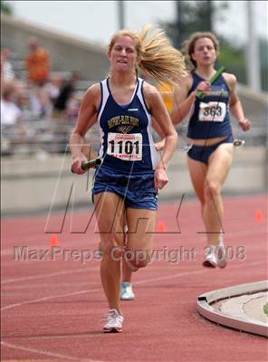 Thumbnail 1 in NYSPHSAA Championships (Girls Track Events, Day 2) photogallery.