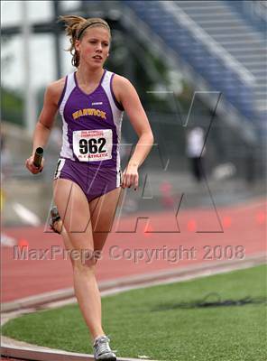 Thumbnail 1 in NYSPHSAA Championships (Girls Track Events, Day 2) photogallery.