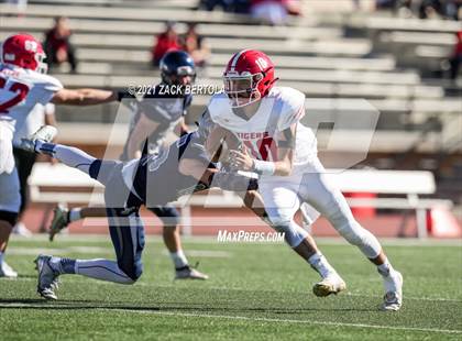 Thumbnail 1 in Duchesne vs. Milford (UHSAA 1A Semifinal) photogallery.