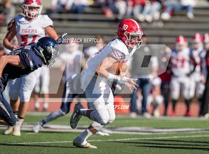 Thumbnail 2 in Duchesne vs. Milford (UHSAA 1A Semifinal) photogallery.