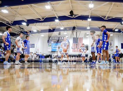 Thumbnail 2 in JV: Covington Catholic @ Highlands photogallery.