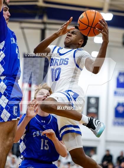Thumbnail 3 in JV: Covington Catholic @ Highlands photogallery.