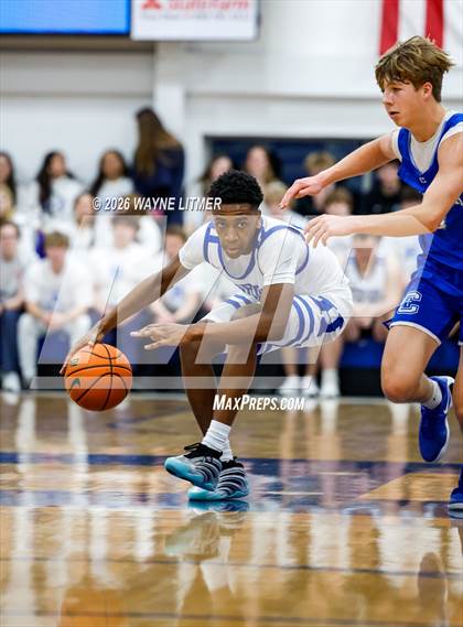 Thumbnail 2 in JV: Covington Catholic @ Highlands photogallery.