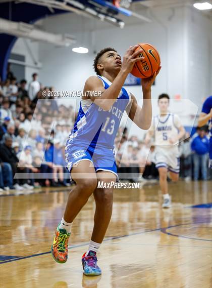 Thumbnail 3 in JV: Covington Catholic @ Highlands photogallery.