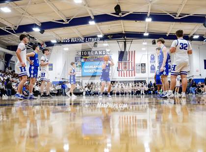 Thumbnail 2 in JV: Covington Catholic @ Highlands photogallery.