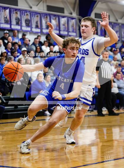 Thumbnail 2 in JV: Covington Catholic @ Highlands photogallery.