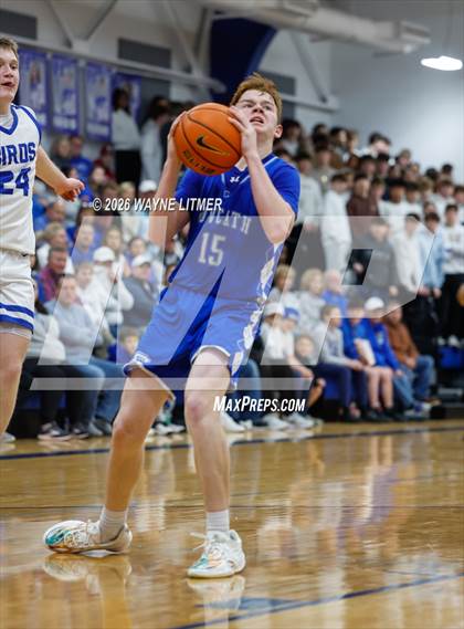 Thumbnail 2 in JV: Covington Catholic @ Highlands photogallery.