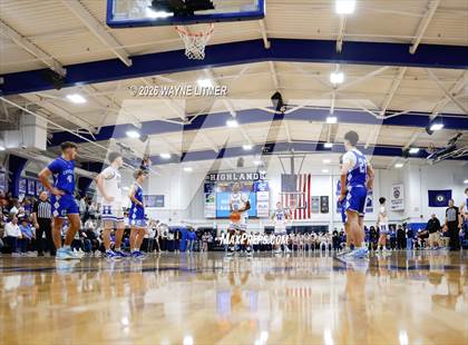 Thumbnail 3 in JV: Covington Catholic @ Highlands photogallery.